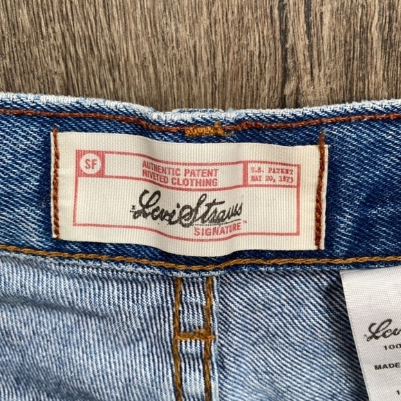 LEVI Strauss Cut off Denim Shorts 30 - Picture 13 of 13